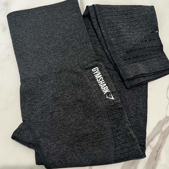 Gym shark 7/8 leggings (sold separately $25 each) all in XS - Picture 3 of 6